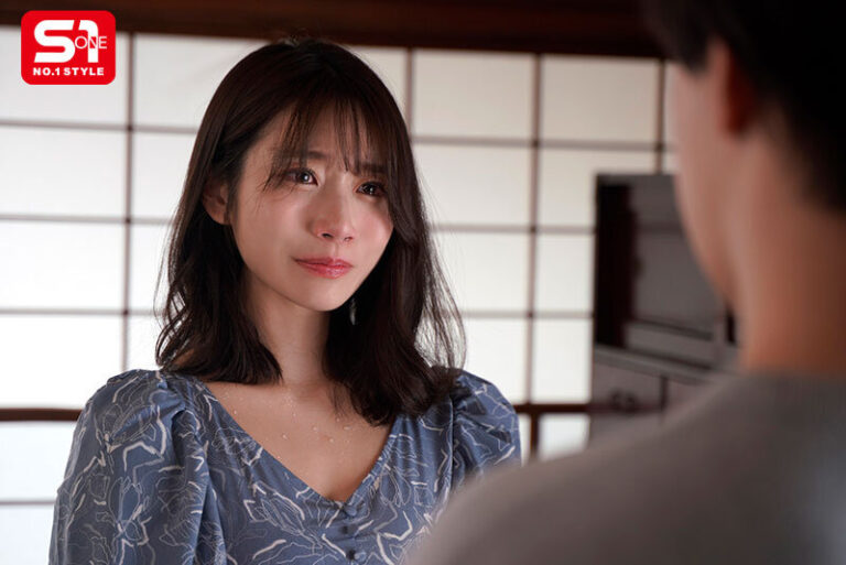 8月26日 花火大会の夜 ずっと両片想いだった僕らは結ばれ 十数年分の’好き’をぶつけ合うように身体を貪り合った 河北彩伽